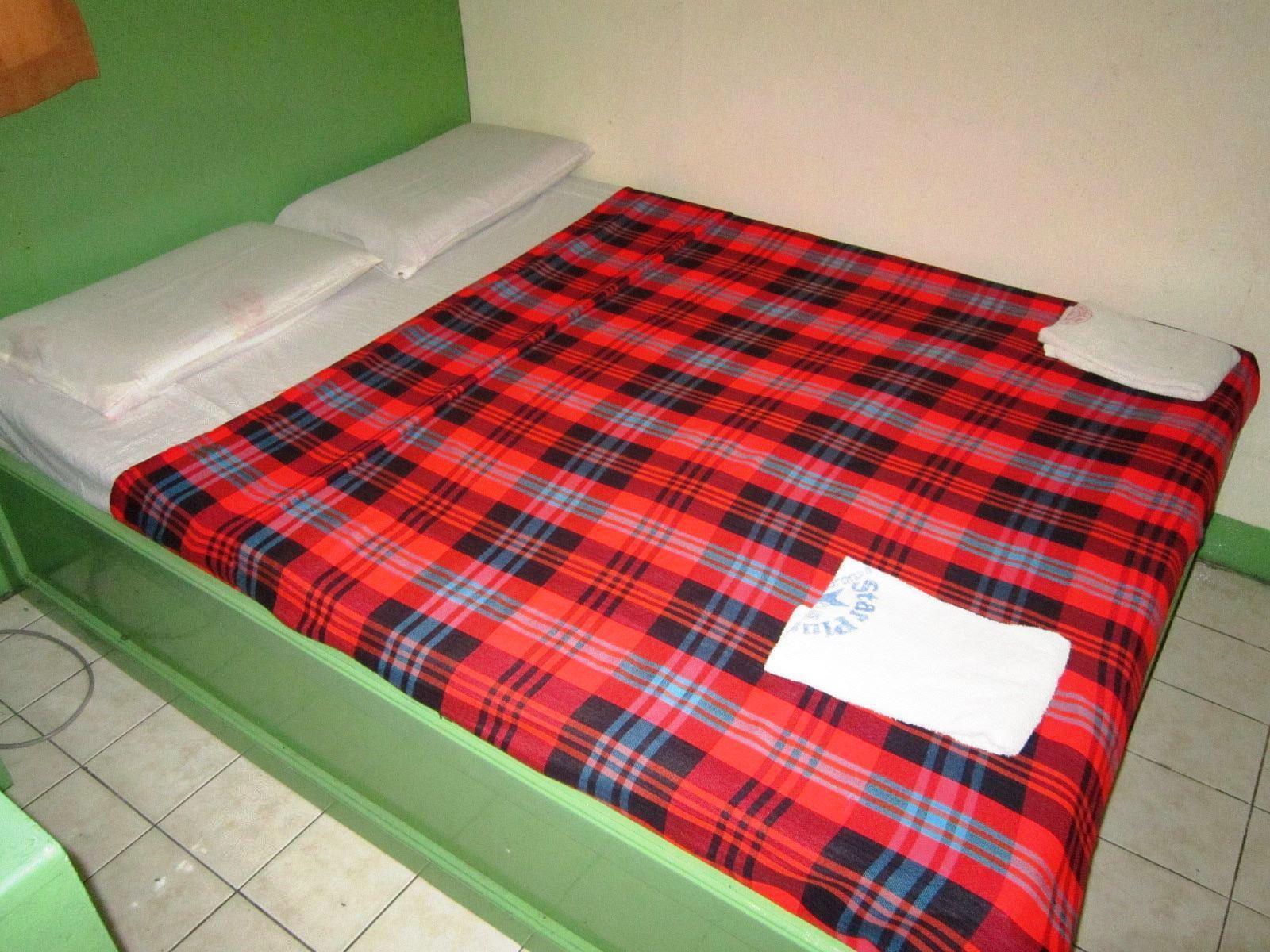 Star Plus Pension Bacolod Esterno foto